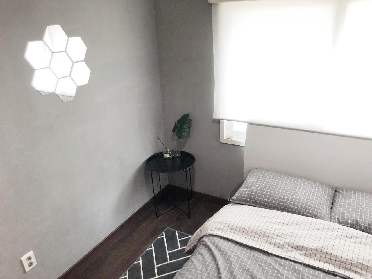 Hello Guesthouse Busan Bagian luar foto