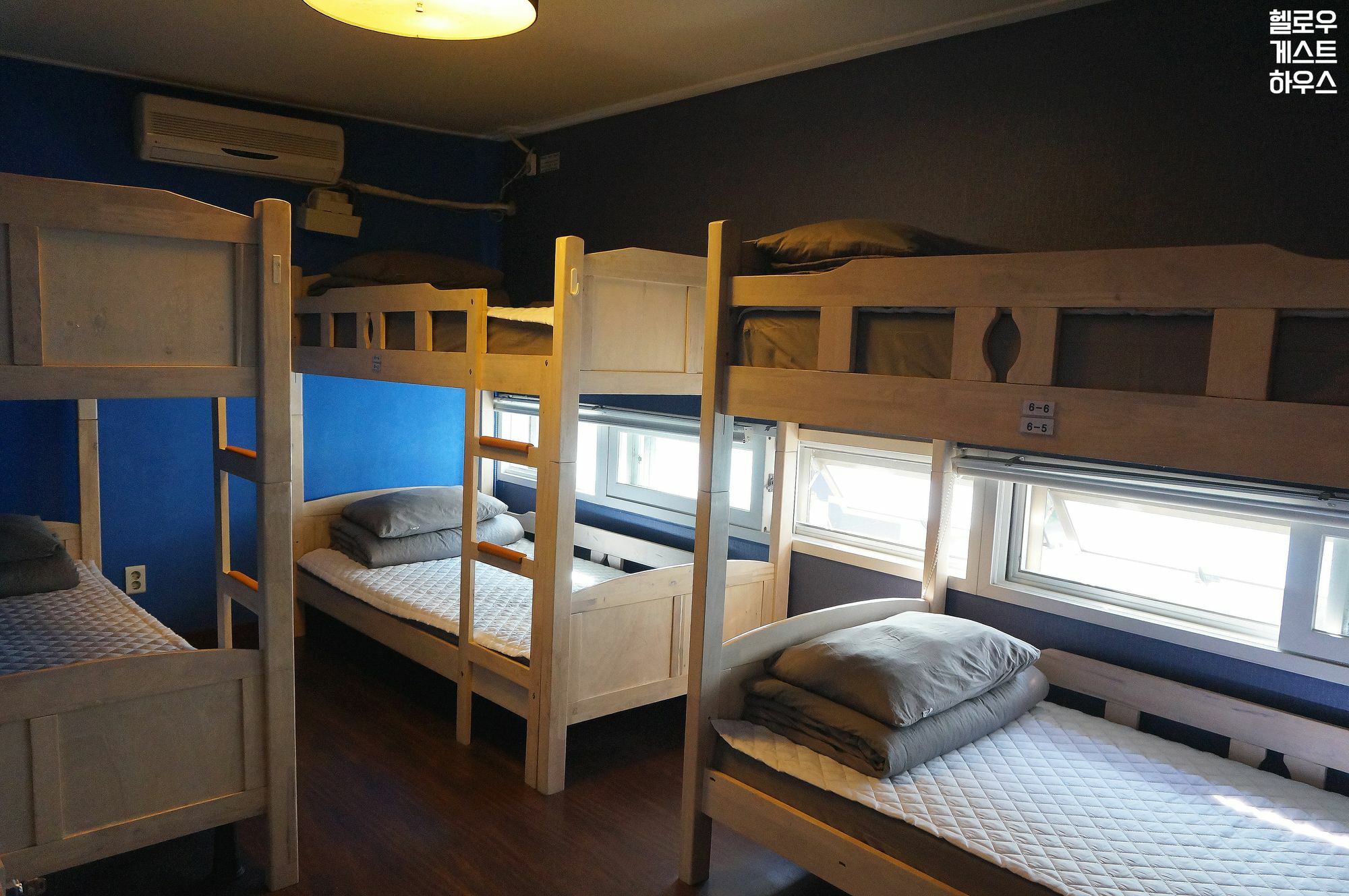 Hello Guesthouse Busan Bagian luar foto